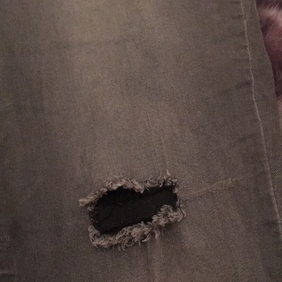 Old Navy Mid-Rise Rockstar Jeans - Picture 5 of 5